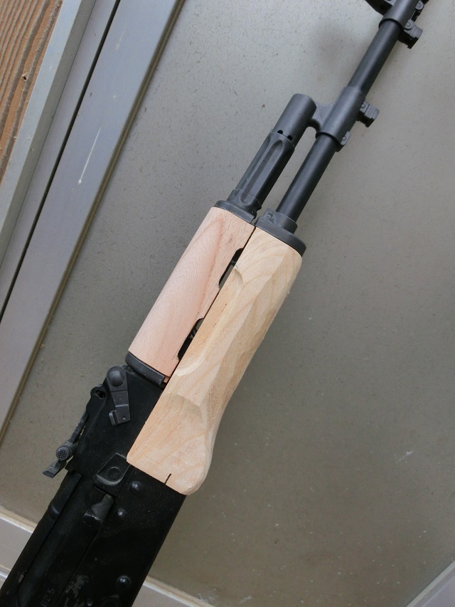 次世代AKS74N用ウッドハンドガードの製作、荒加工完了！