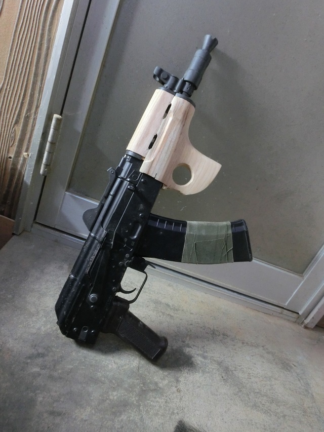 次世代AKS74U用サムホールハンドガードの製作！