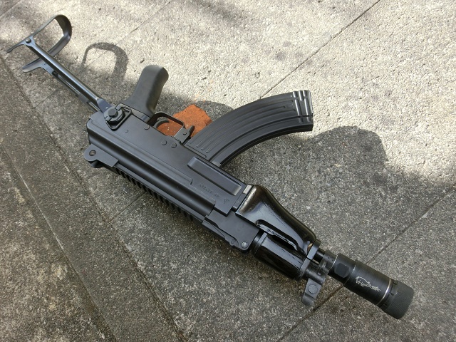次世代AKS74U用折り畳みストックの製作とβスペツナズ用クリンコフタイプのウッドハンドガード製作！