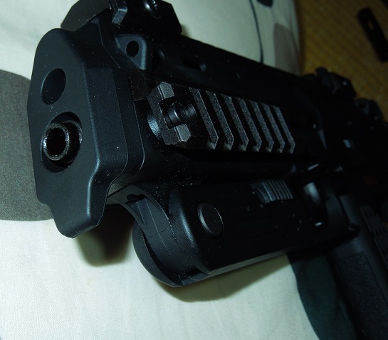 マルイ・KSCのMP7はリアルか否か