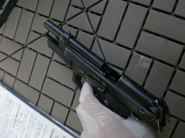 マルイ　ベレッタ　M9A1　M92F　ビンテージ　バトルダメージ　ウェザリング　塗装