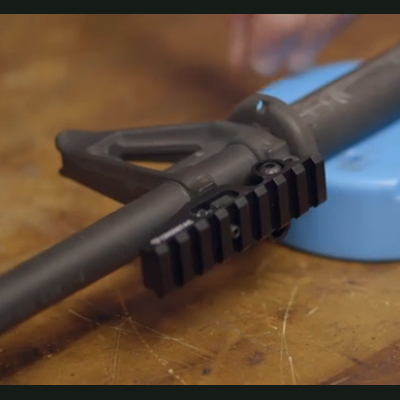 AR-15/M16 汎用レール AR-15/M16 汎用レール