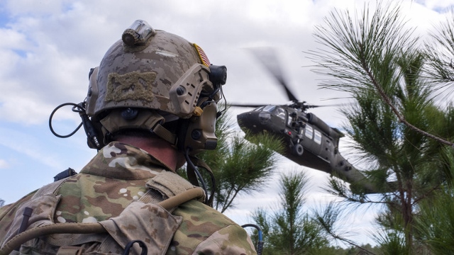 UH-60A ブラックホーク UH-60A ブラックホーク