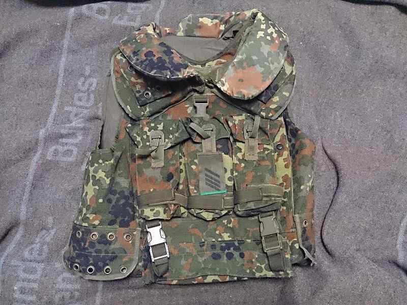 ドイツ連邦軍装備勧誘 ドイツ連邦軍装備勧誘