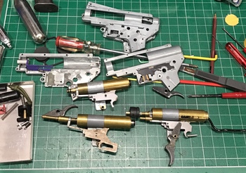 GRY分解 M1100マガジン