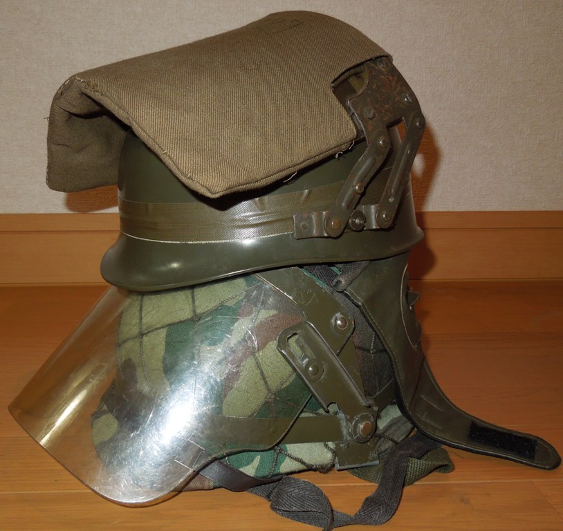 SB-8型ヘルメット（自衛隊用）