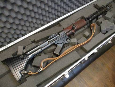 Fallschirmjägergewehr 42 ・・・・ショウエイFG42キタ~ Fallschirmjägergewehr 42 ・・・・ショウエイFG42キタ~
