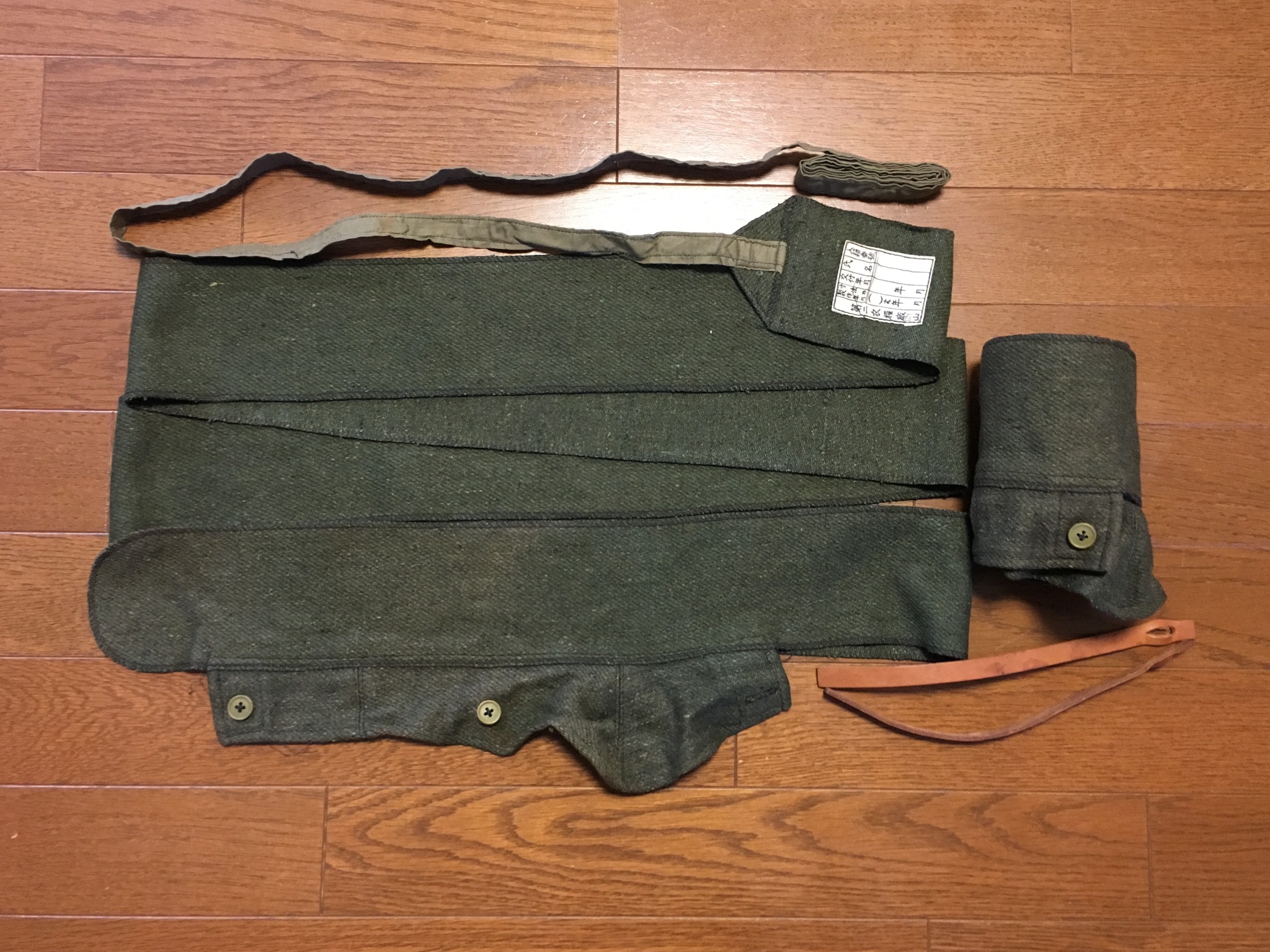 日本海軍 褐青色巻脚絆(スパッツ付) 日本海軍 褐青色巻脚絆(スパッツ付)