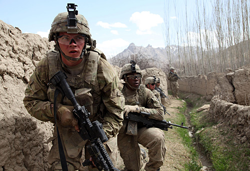 アフガニスタンに従軍中米兵の光学機器の話。