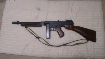KING ARMS M1928　Thompson　トンプソン フォアグリップをストレートハンドガードに換える。