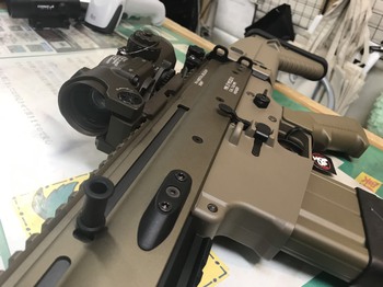 ELCAN SpectorDRタイプ 1-4倍スコープ入荷! ELCAN SpectorDRタイプ 1-4倍スコープ入荷!