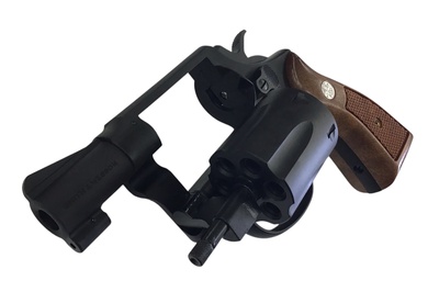 Military & Policeの名前をルーツに持つM10 2インチモデルの「スクエア・バットモデル」 Military & Policeの名前をルーツに持つM10 2インチモデルの「スクエア・バットモデル」