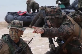31st MEU、第 5 海兵連隊第 2 大隊の上陸チームを題材としたスーパーカット映像を公開