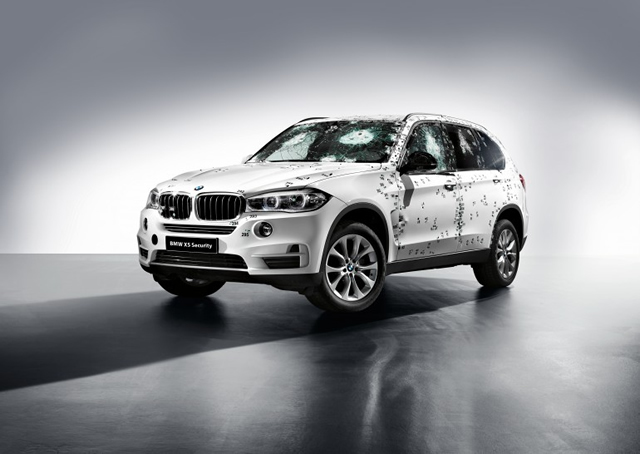 BMW、装甲車仕様の X5・セキュリティ・プラスをロシアで発表 BMW、装甲車仕様の X5・セキュリティ・プラスをロシアで発表