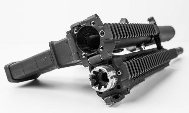銃身の根元から折り畳めるAR系ライフル「XAR Invicta」が2017年夏発売