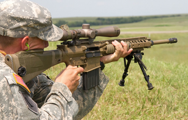 米国ショットショーで H&K 社が米陸軍の次期セミオート式狙撃銃 M110A1 CSASS を展示