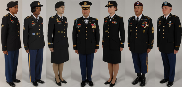 アメリカ陸軍、懐古調の「ピンク＆グリーン」勤務服への移行決定が最終段階