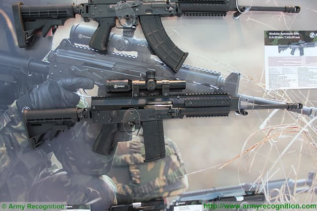 ツァスタバ社、6.5x39mmと7.62x39mmを交換可能なモジュラー式自動小銃を公開