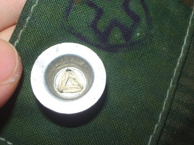 スイス軍　実物　テント用ポール＆ペグセット　スプリンター迷彩ケース付き