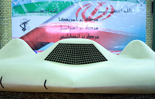 イラン、戦術・偵察用の無人機を「独自開発」と発表
