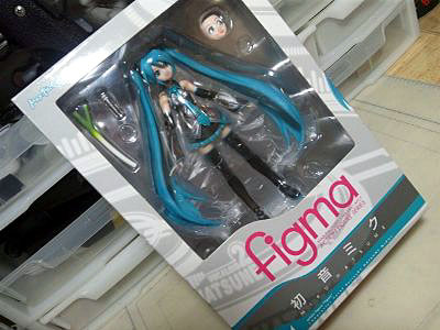 アンリミ参戦報告 初音ミク痛銃快挙!
