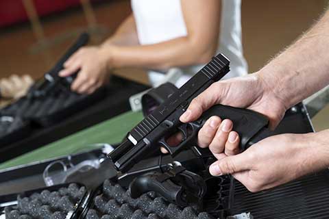 GLOCK(グロック)をなぜプロが選択するのか(第一回) GLOCK(グロック)をなぜプロが選択するのか(第一回)