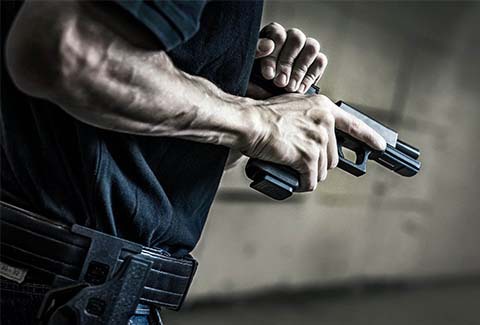 GLOCK(グロック)をなぜプロが選択するのか(第一回) GLOCK(グロック)をなぜプロが選択するのか(第一回)