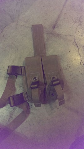 Blackhawk drop leg mag pouch Blackhawk drop leg mag pouch