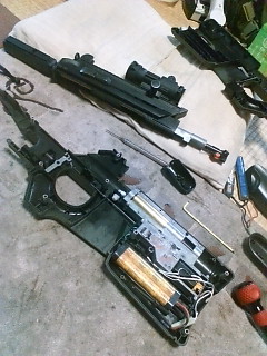 F2000