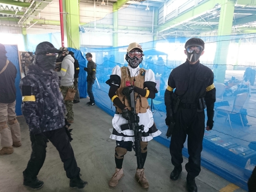 インドア大混戦 インドア大混戦