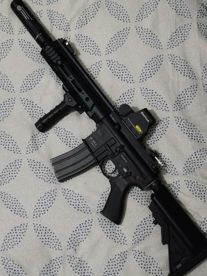 HK416D RAHGカスタム(マルイGBB M4MWSベース) HK416D RAHGカスタム(マルイGBB M4MWSベース)