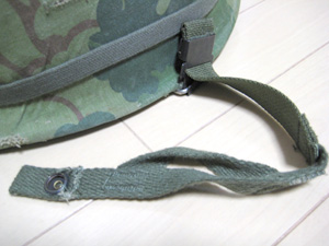 M2ヘルメットストラップ交換
