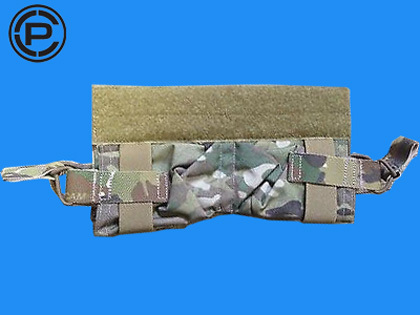 CRYE（クレイ）のポーチ（Side-Pull Mag Pouch）【再入荷】
