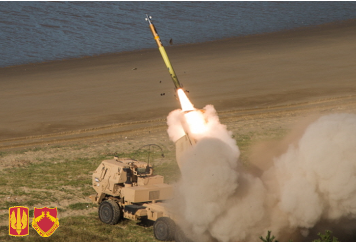 米国本土防衛網の一つのかなめである地対空・対地システムのM１４２高精密弾発射機？