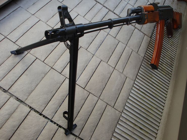 RPK-74バイポット・フラッシュハイダー・保護ケース到着