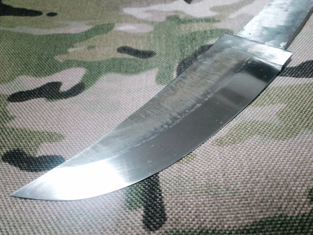 鍛造鋼白紙ナイフ002刃紋見える