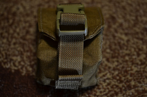 USMC Eagle Industries M67　FRAG GRENADE POUCH　COYOTE BROWN