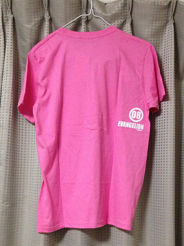 8号機のTシャツ（背面）