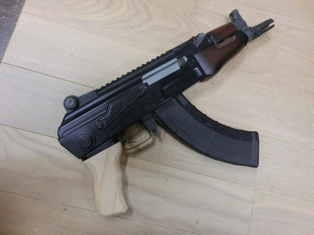 次世代AKS74N用ウッドストックの荒加工完了とタクティカルウッドグリップの製作！