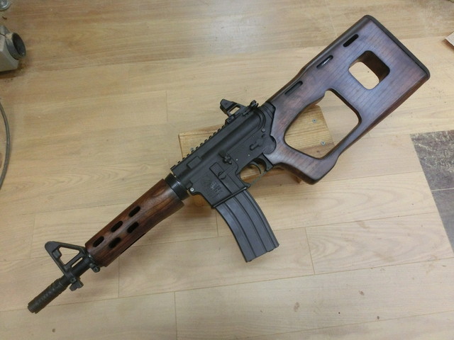 KSC AKS74Uウッドハンドガードの製作！