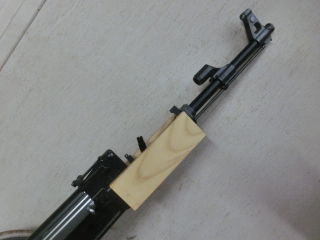 次世代AK47用ウッドハンドガードの製作！
