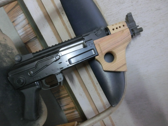 次世代AKS74Nウッドハンドガードの製作！