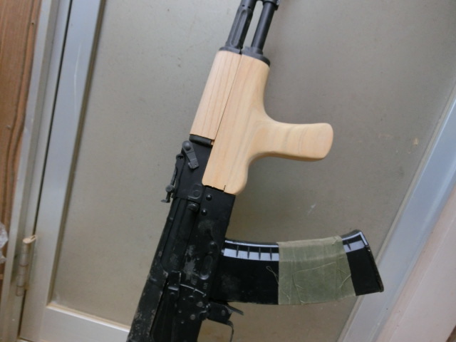 次世代AKS74N用AIMSタイプのウッドハンドガード製作とウッドストックの製作！