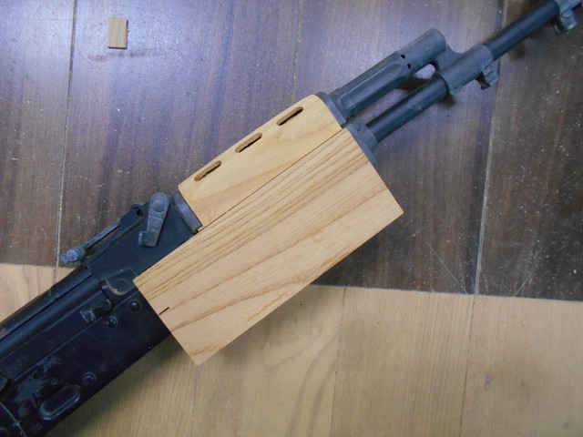 次世代AKS74Uと次世代AK102用ウッドハンドガードの製作！