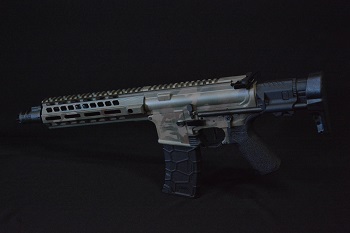 BCSミリタリーワールドのオリジナル gun-kote 塗装特別仕様カスタム電動ガン