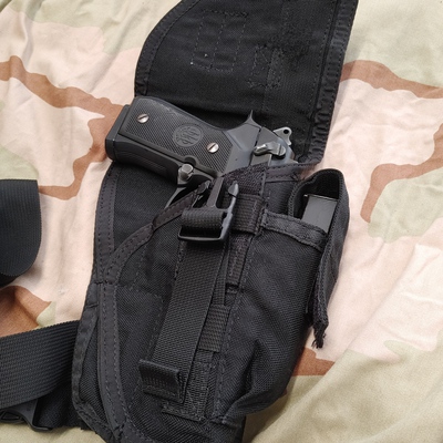 オールドスクールな米軍装備:BLACKHAWK! Special Operations Holster (2)