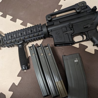 オールドスクールな米軍装備:VFC M4 GBBR その16 V2マガジン 破損