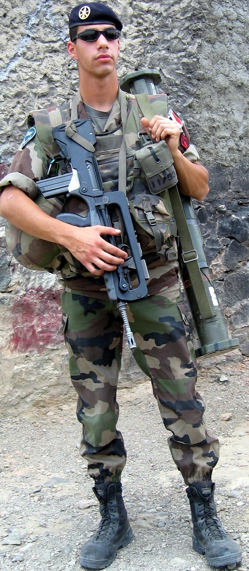 フランス軍放出品 S3 ボディアーマー CCE迷彩 GPB - 個人装備