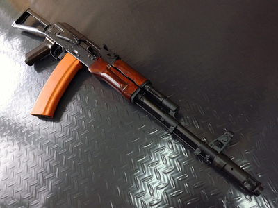 AIRSOFT97 カスタムから修理まで『エアガン総合プロショップ』:E&L AKS-74(EL-1105) 外装編