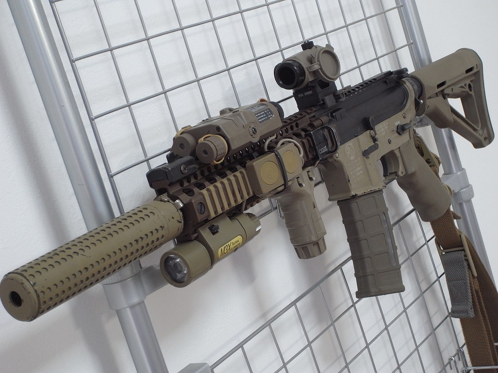 東京マルイ 次世代電動ガン M4CQB-R - トイガン